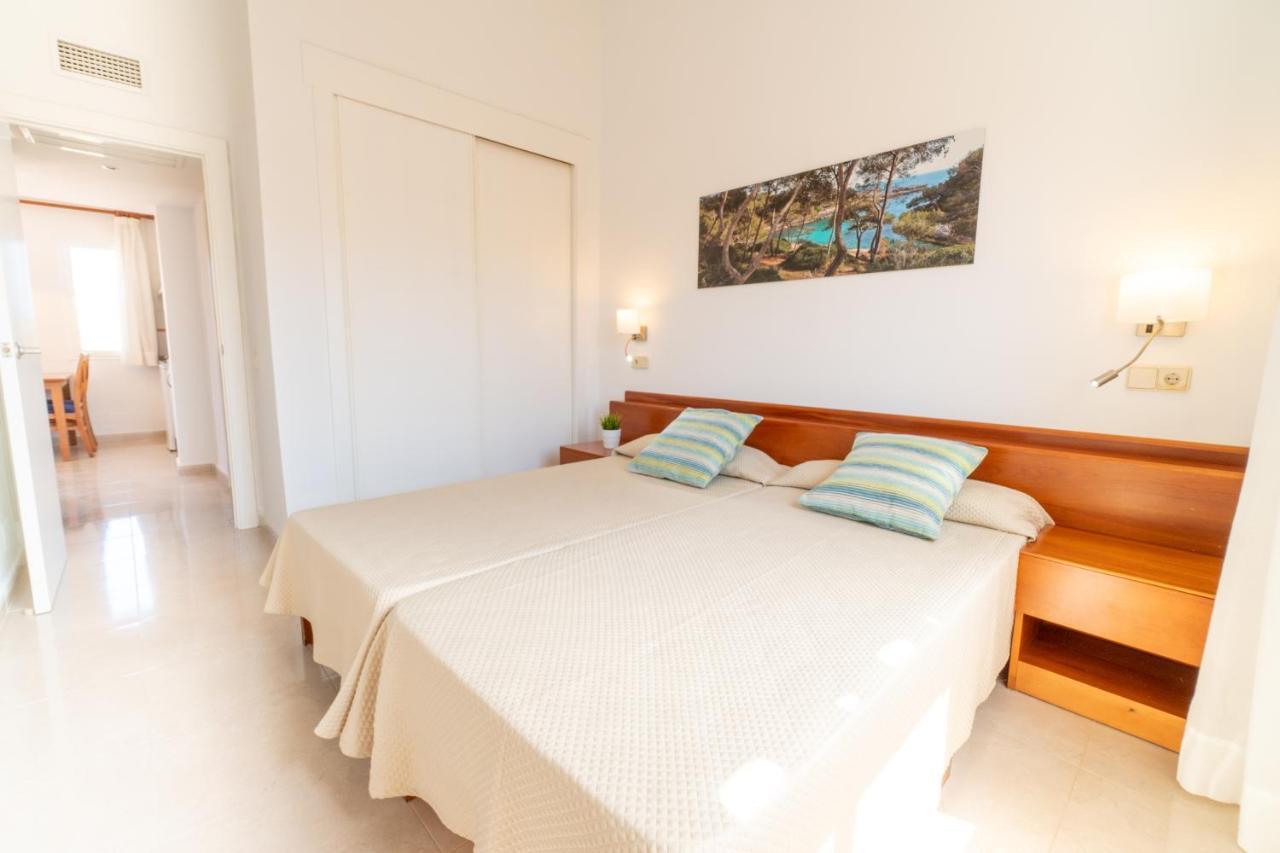 Aparthotel Ciudad Laurel Cala Millor  Exteriör bild