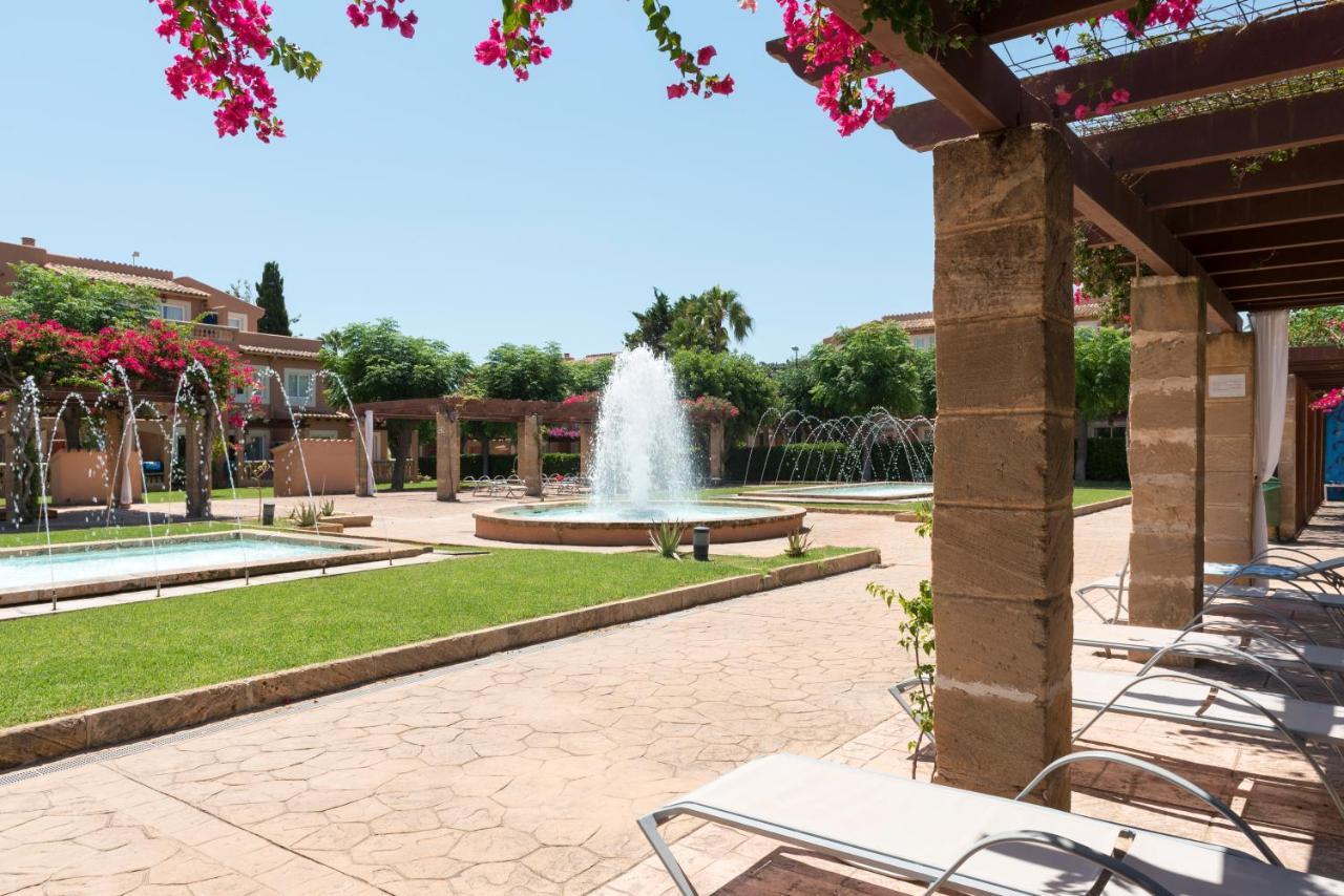 Aparthotel Ciudad Laurel Cala Millor  Exteriör bild