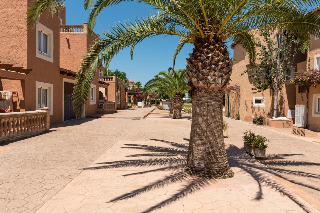 Aparthotel Ciudad Laurel Cala Millor  Exteriör bild