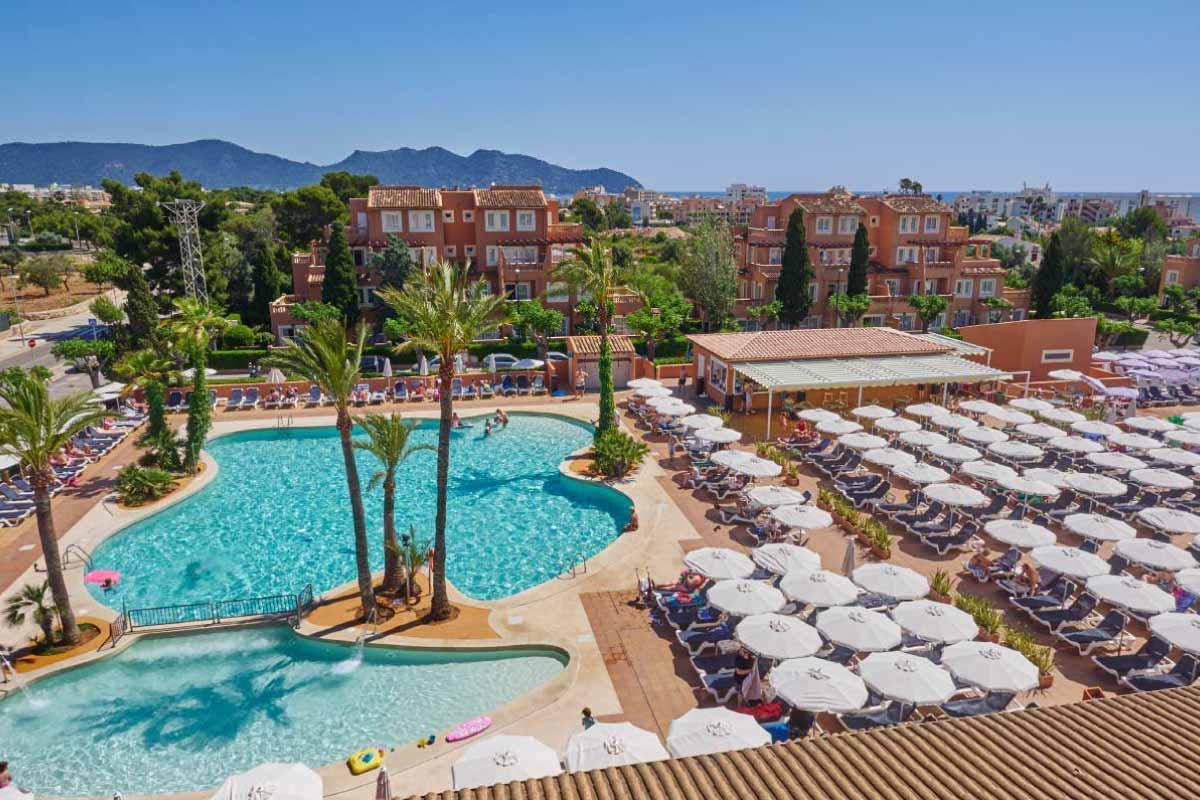 Aparthotel Ciudad Laurel Cala Millor  Exteriör bild
